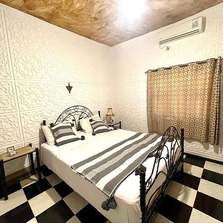 La Maison Traditionnelle Hotel Et Guesthouse ทาเฟราสท์ ภายนอก รูปภาพ