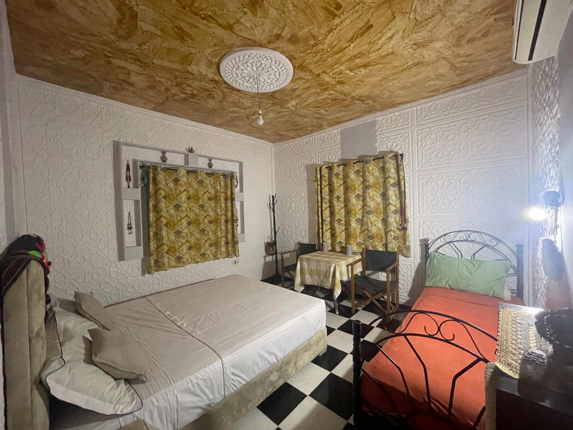 La Maison Traditionnelle Hotel Et Guesthouse ทาเฟราสท์ ภายนอก รูปภาพ