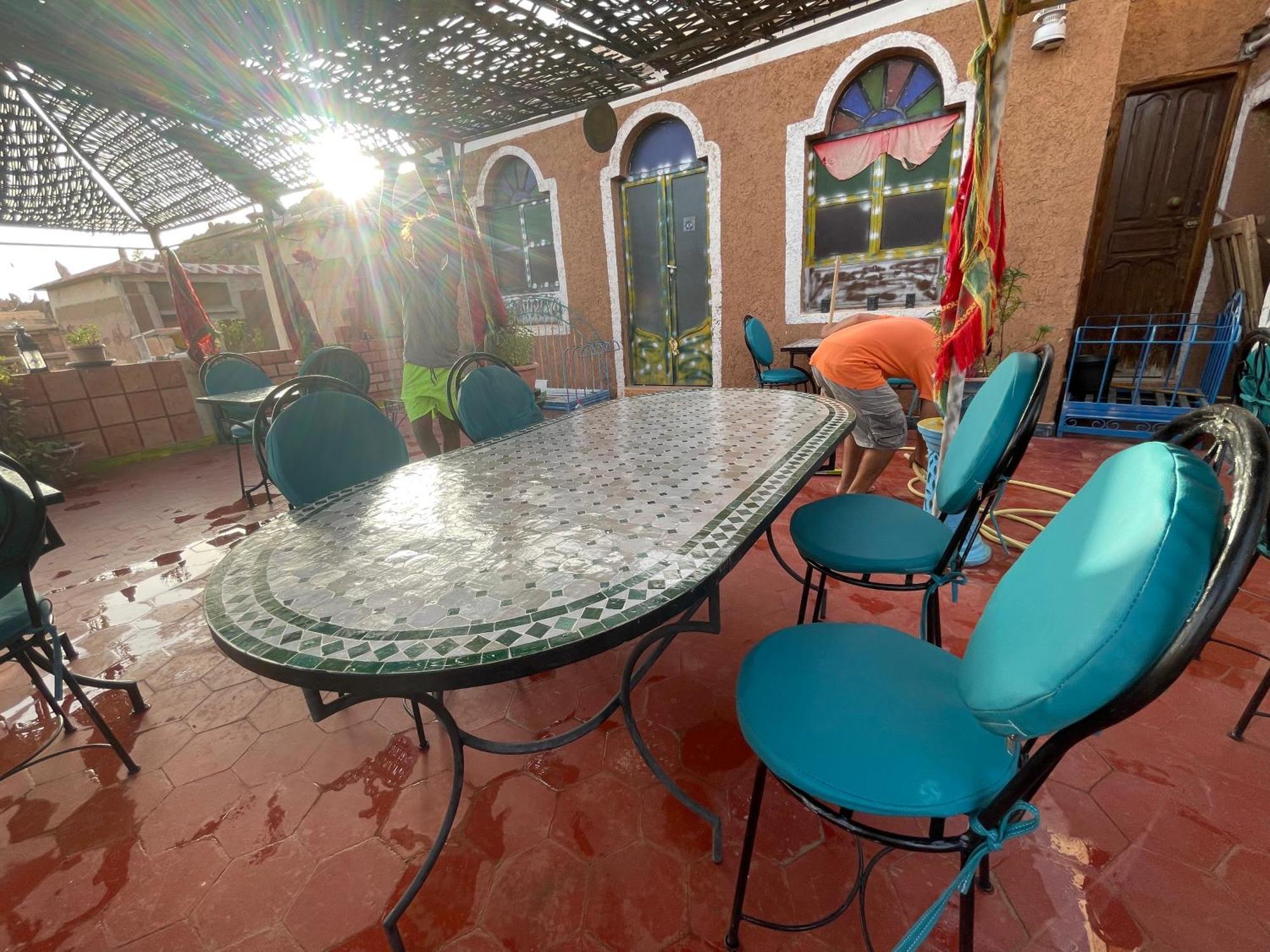 La Maison Traditionnelle Hotel Et Guesthouse ทาเฟราสท์ ภายนอก รูปภาพ